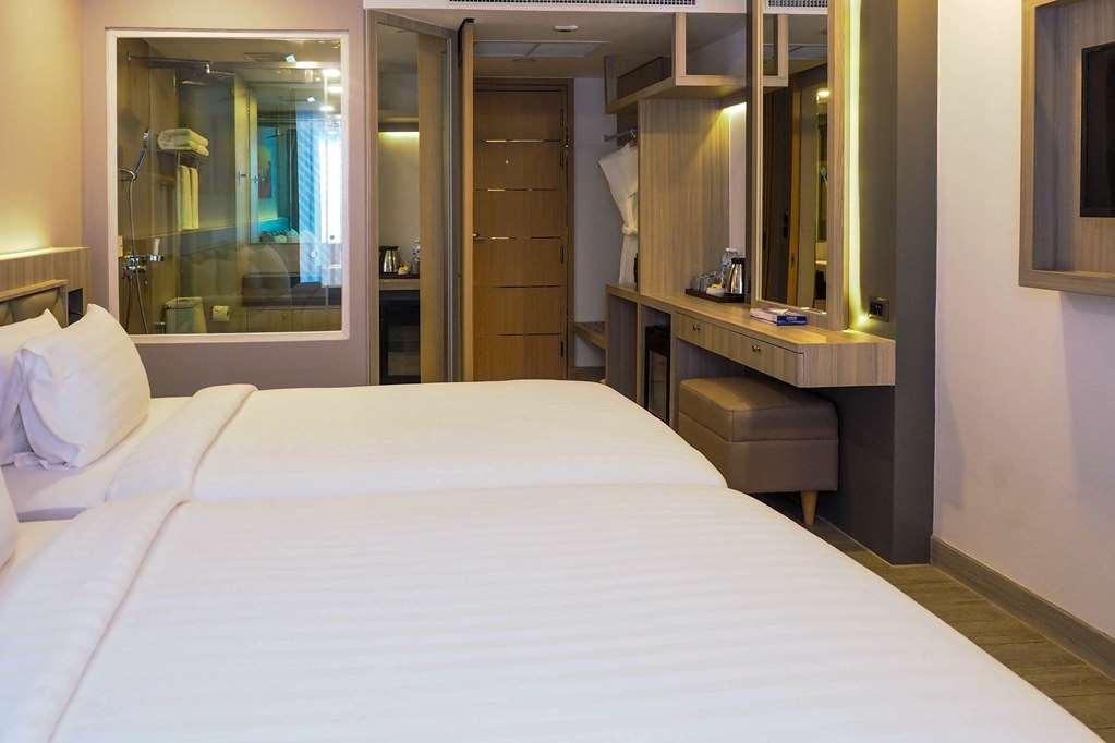 Clarion Hotel Patong Phuket Room photo