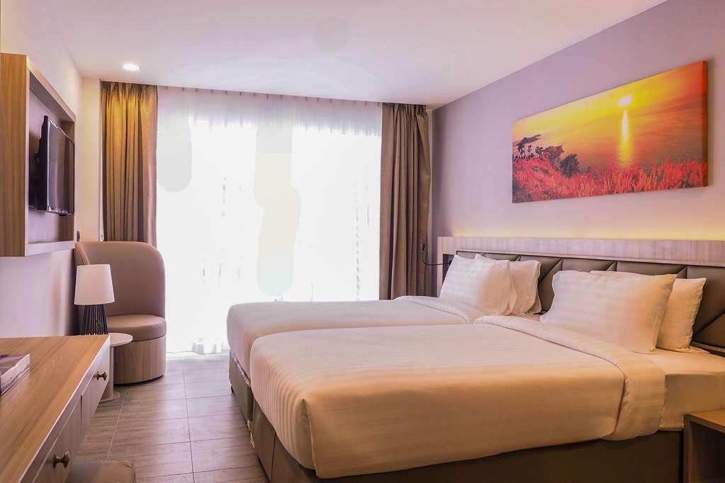 Clarion Hotel Patong Phuket Room photo